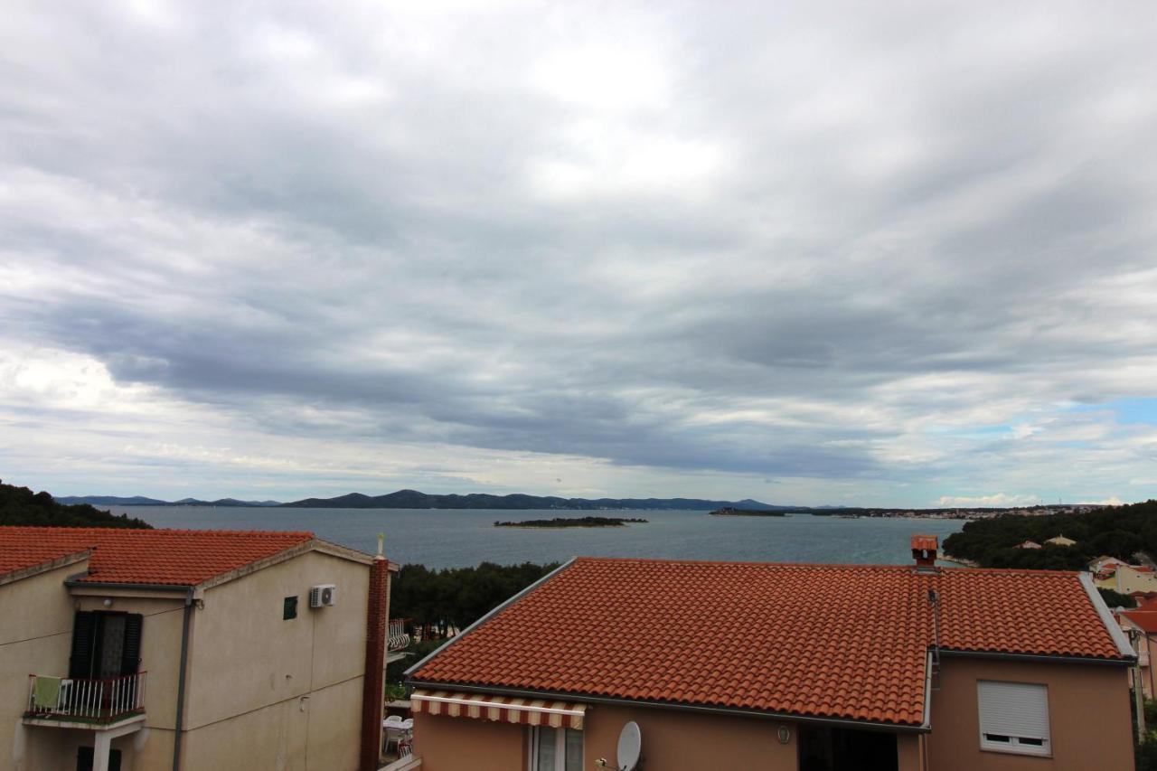 Apartment Sea View Saric Drage Exteriér fotografie