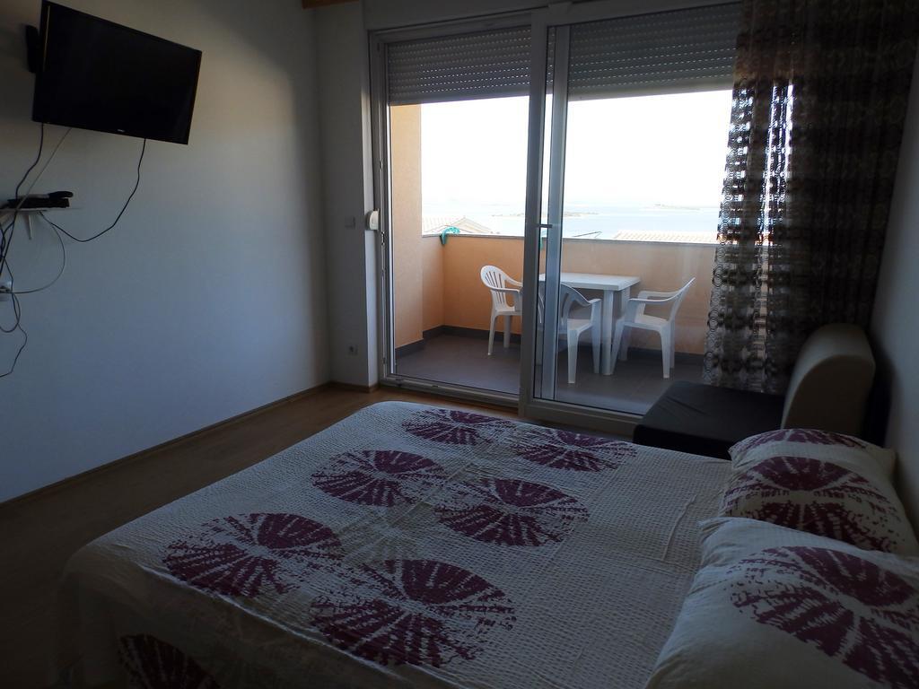 Apartment Sea View Saric Drage Exteriér fotografie